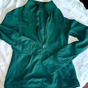 Zyia forest 1/2 zip with thumb holes! Medium